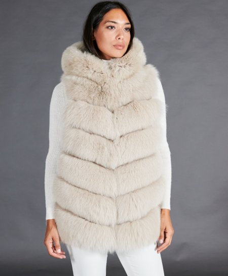 Sleeveless fox fur jacket with hood and clips • beige color