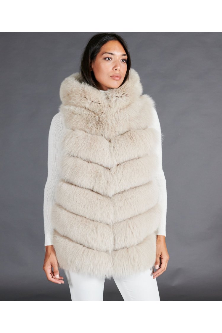 Sleeveless fox fur jacket with hood and clips • beige color