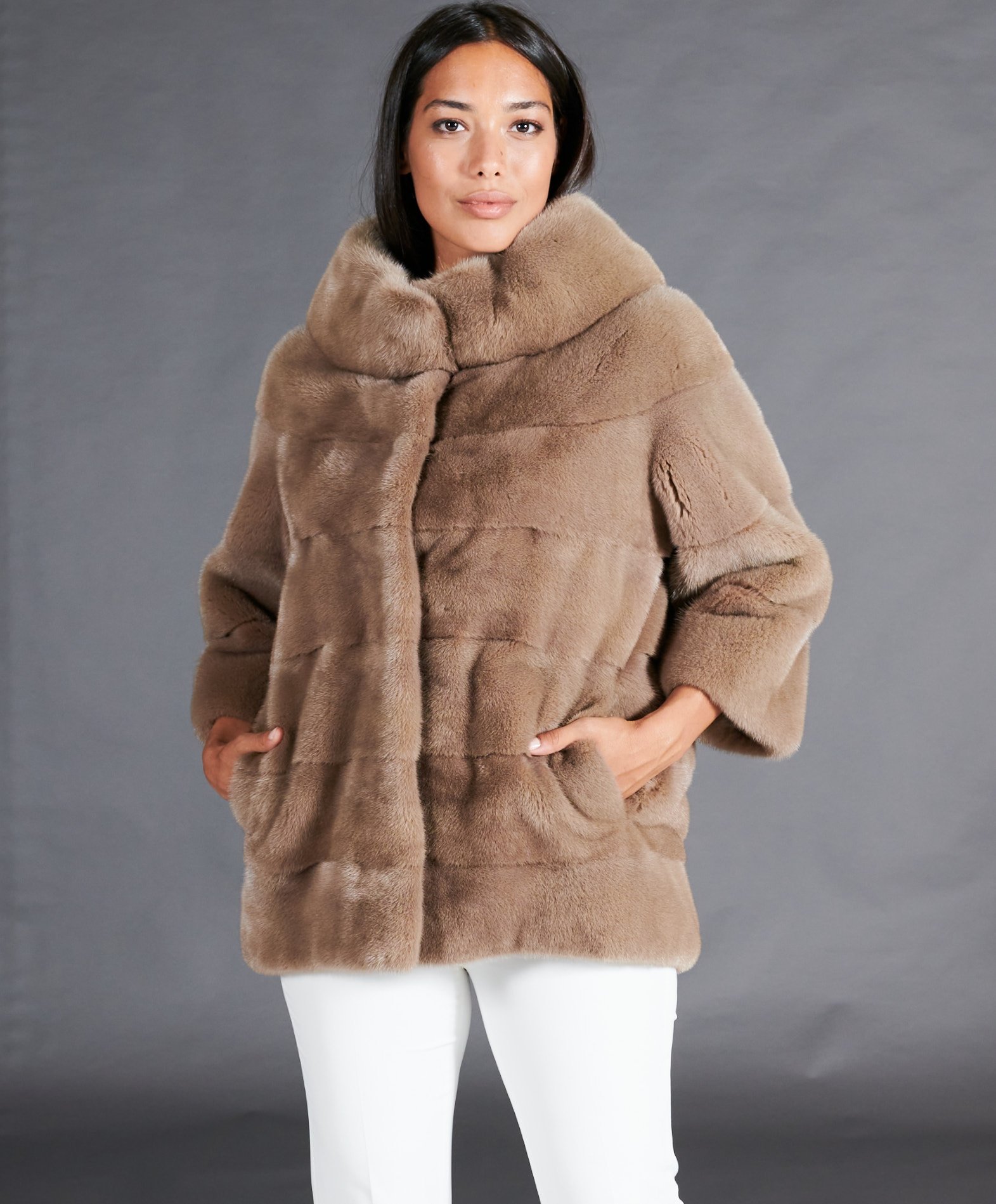 100% Real Rabbit Fur Women Coat Jacket Overcoat Crew Neck Short Coat Outwear