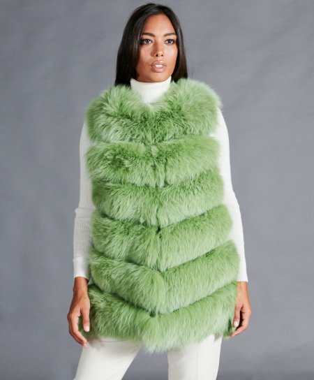 Sleeveless fox fur jacket V collar • green color