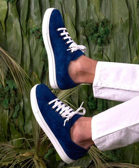 Men's navy blue suede sneakers