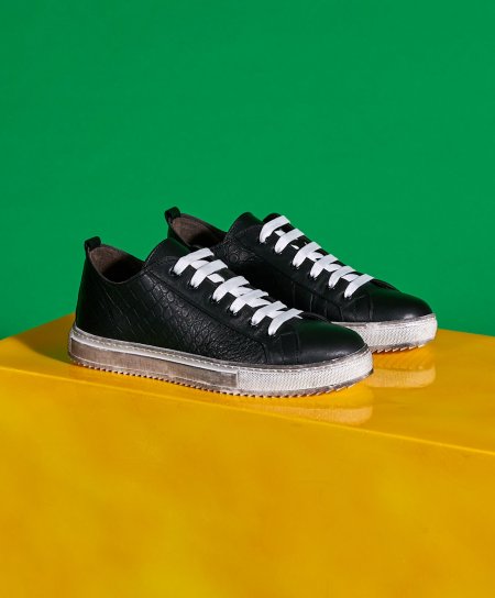 Men's black croco print leather sneakers