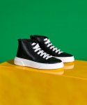 Sneakers alta in pelle nera stampa cocco da uomo