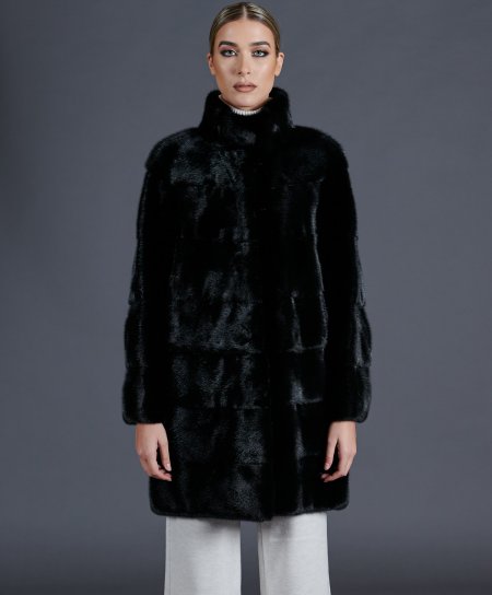 Mink fur coat high collar and long sleeve • black color